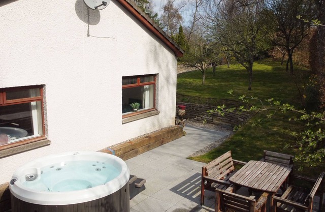 Druim an Lochain Cottage
