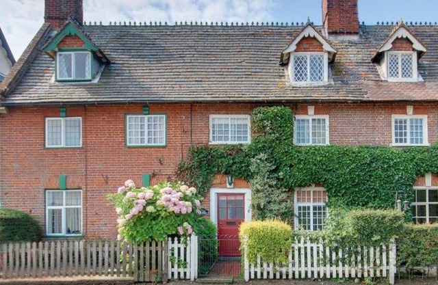 Dunwich Suffolk -Lovely 4 bedroom Cottage In Peaceful Seaside Village, with WiFi