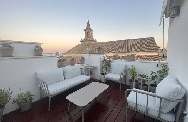 DUPLEX WITH SPECTACULAR VIEWS