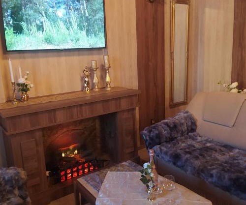 Dworek Biała Dama pokoje z klimatyzacją
