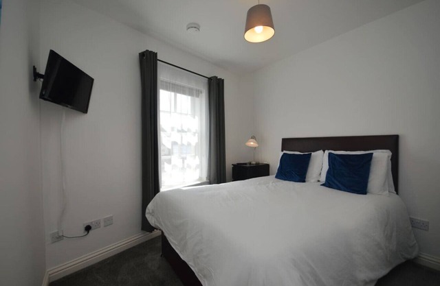 Eagle Ensuite Room located on Tobermory High Street