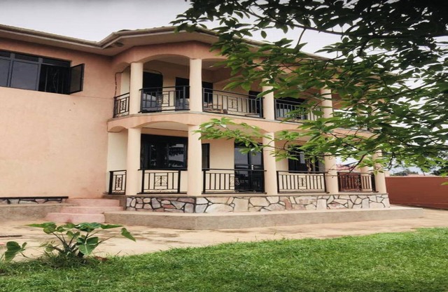 Eagles Residence - Safari Home