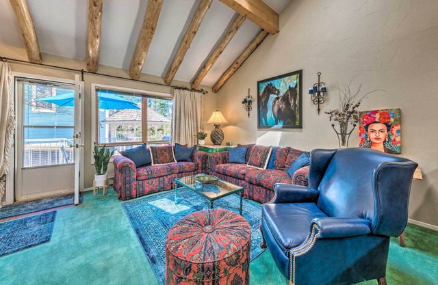 Eclectic Home w/Deck: 4 Miles to Ski Cloudcroft!