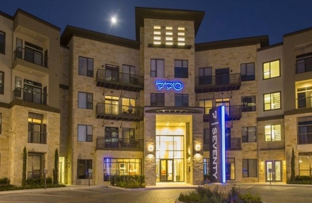 Elegant 2BR Condo at 7 Seventy – Your Poolside Retreat