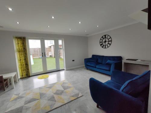 Elegant 3-Bedroom Home, sleeps up to 5 guest.