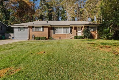 Elegant 4BDR Atlanta Home Perfect for Families