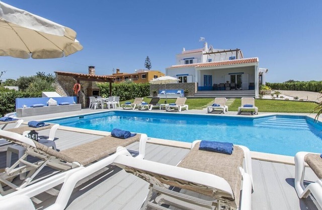Elegant Algarve Villa | 4 Bedrooms | Villa Elegance Algarve | Private Pool & Air Conditioning | Boliqueime