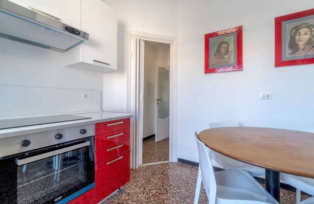 Elegant and bright apartment steps from Boccadasse on the sea in Genova.