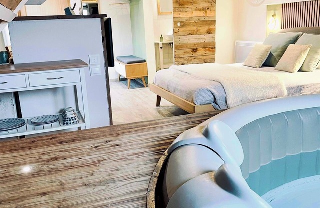 Elegant, comfortable room with private spa