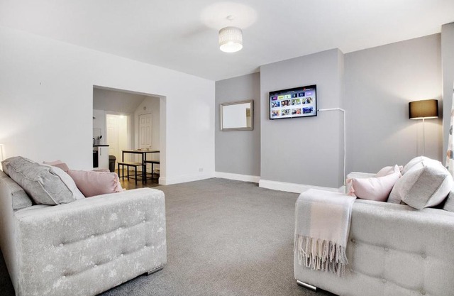 Elegantly 2-Bedroom in Ashington, Sleeps 3