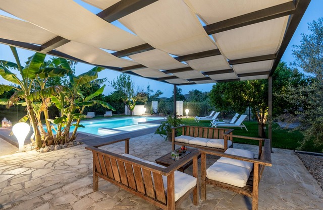 Elenas Home - Dream & Love apts. w. Private pool
