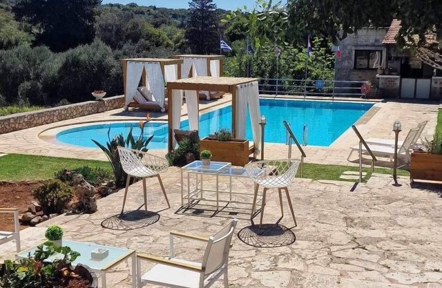 Elianthos Villa