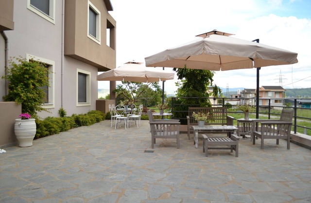 Ellopia Point Hotel