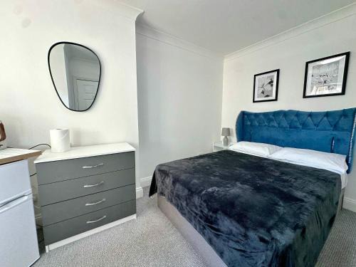 Elohim Double Room