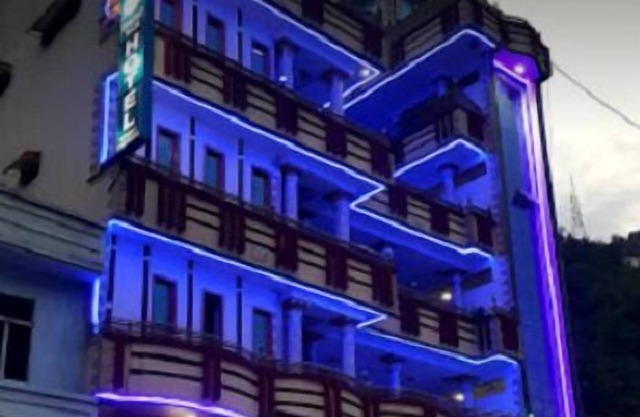 Emarat Plaza Hotel