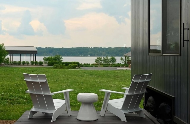 Embrace Nature's Embrace! Near Kingston Point Beach, Free Breakfast and Parking