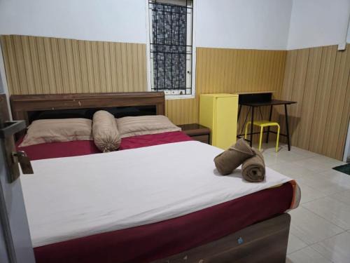 EMWEKA Guest House