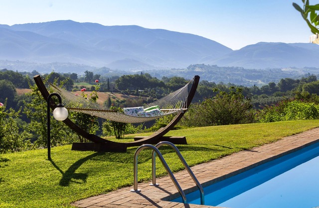 Enchanting Villa with Pool, Airco and WiFi close to Rome