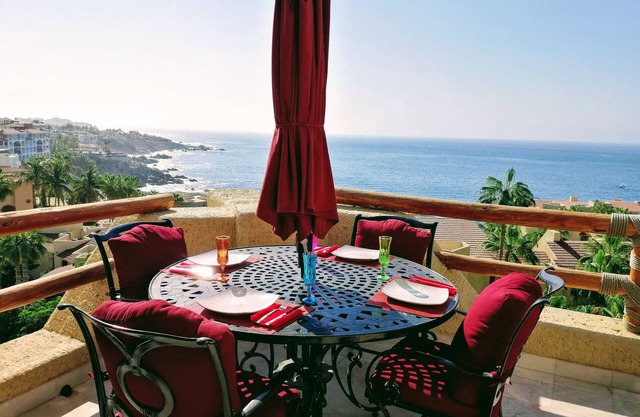 Endless Panoramic View Penthouse 2 Bedroom Suites All US/CAN TV channels
