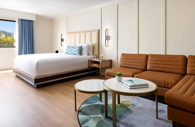 Ensuring a Very Comfortable & Memorable Stay! Dog-friendly Property, Pool