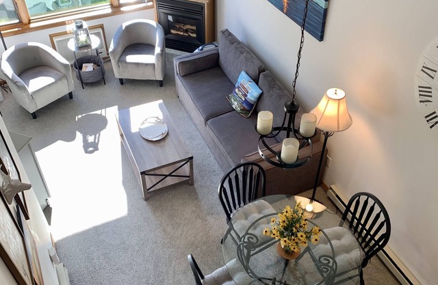 Ephraim Gem | Balcony Views + Walk to Waterfront, Shops & Dining