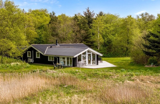 "Eske" - 200m to the fjord by Interhome