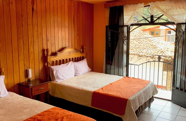 Espléndida Habitación Doble con Balcón en el Centro
