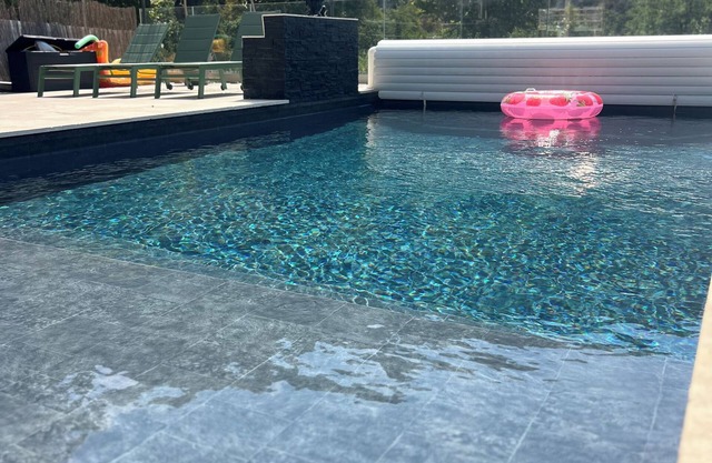 Exceptional modern villa 20min from Nice. Ideal for families and friends!