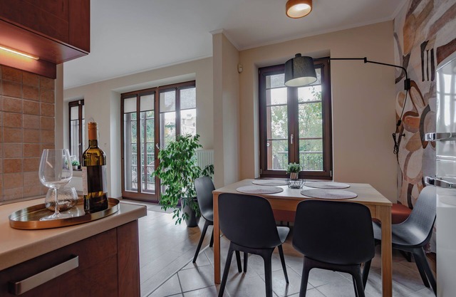 Exclusive 2-bedroom apartment with AC and private garden in Pécs