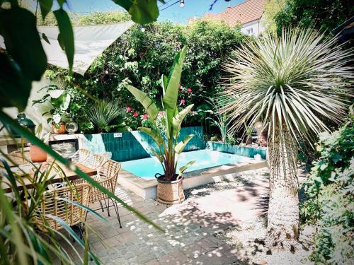 Exclusive 3city Apartment in Sopot with Swimming Pool and Parking by Noclegi Renters