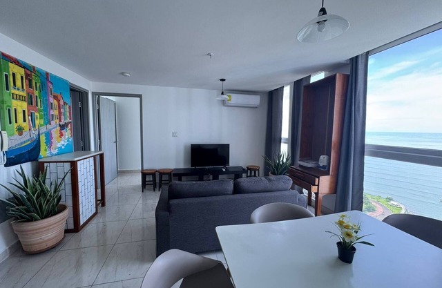 Exclusive and Beautiful Apartment Avenida Balboa