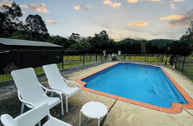 Exclusive Manor Retreat Farm Stay Pool 5BD