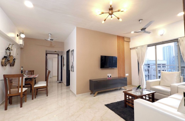 Executive Living: 2 BHK in Borivali East