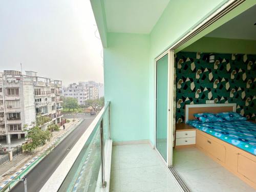 Exquisite 3BHK Apartment in the heart of Newtown beside Axis Mall, Action Area 1