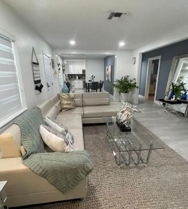 Exquisite Miami Retreat By Miami Int Airport