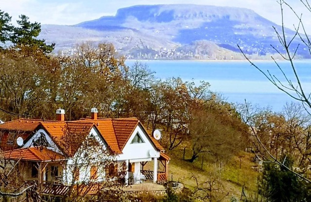 Ezüsthíd Apartman