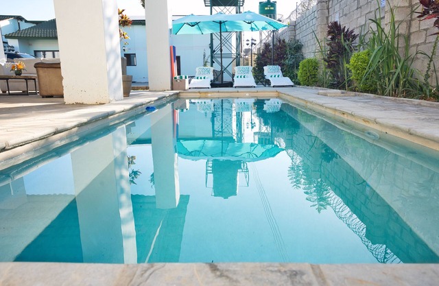 F4 - Pool, Inverter, Gym, Pavilion, Wifi, Perfect for Kids - Ibex Meanwood!