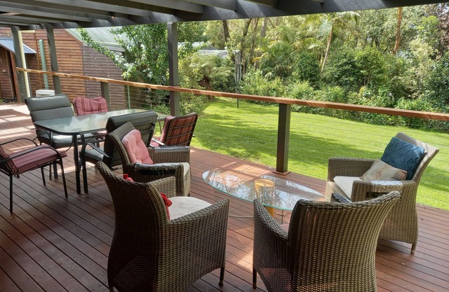 Falls Lodge - a Blue Mountains Experience