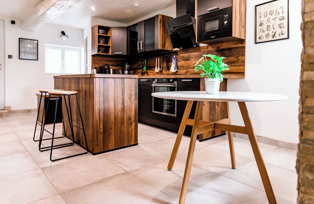 Family apartment near Disney