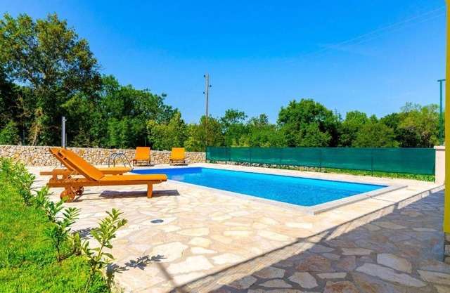 Family friendly house with a swimming pool Primorski Dolac, Zagora (K-22653)