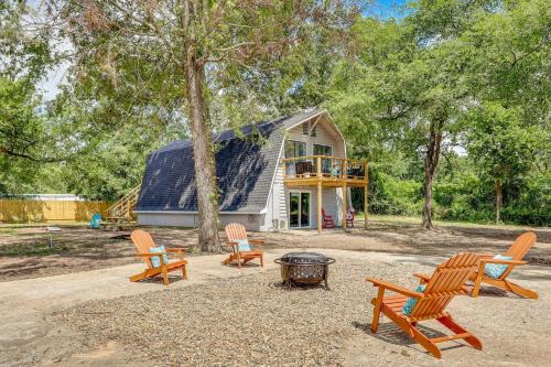 Family-Friendly Broken Bow Home with Grill!