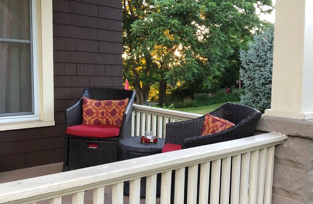 Family-friendly Bungalow Close to Everything
