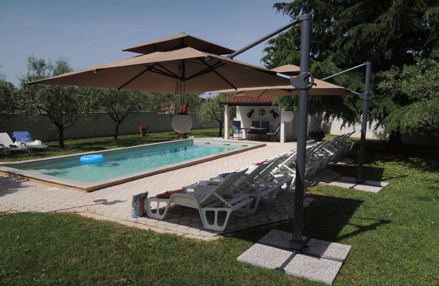 Family-friendly large apartment with 2 bathrooms for 6 - 8 pers
