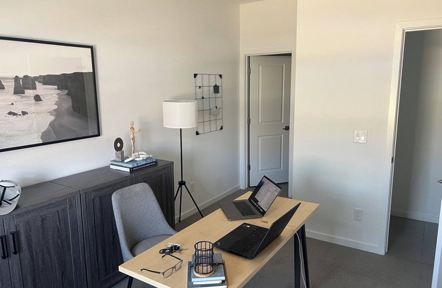 Family-Friendly 4BR Escape: Work, Play, Relax!