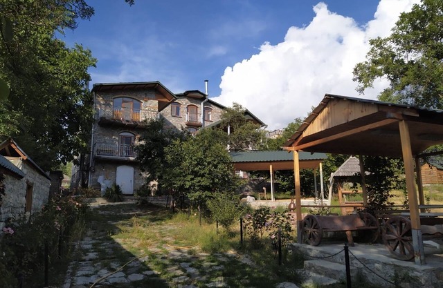 Family Inn - hospitable, cozy warm and nature rich.
