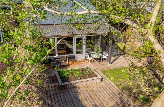 Family private house, 400m to the beach