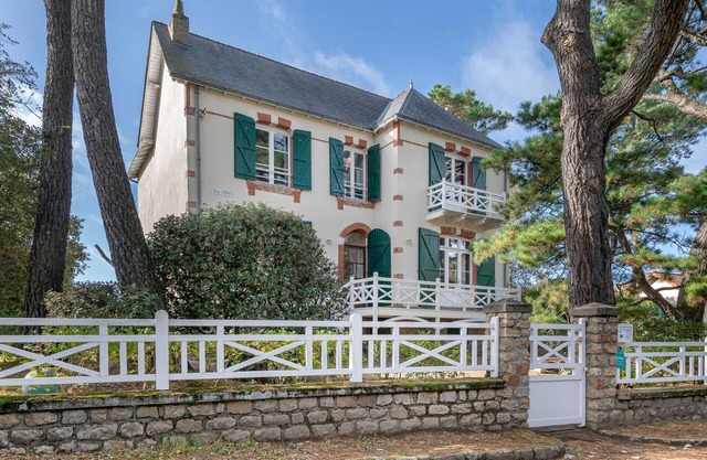 Family villa 300m from the beach of L'Océan