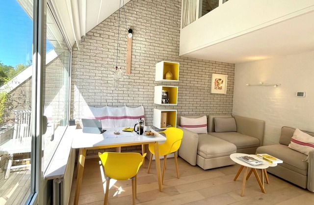 Fantastic designer vacation apartment by the marina, beach & Grevelingenmeer lake