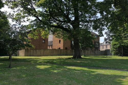 Faodail, 1 Bed Studio apartment at Ravenscraig Castle and Park