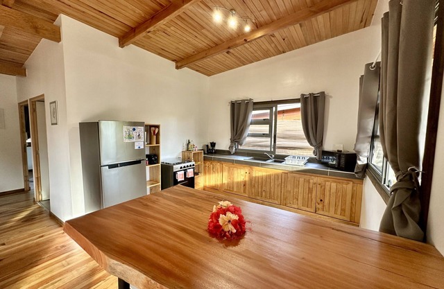 Fare Te Ava - Comfy cabin w Private Beach Access